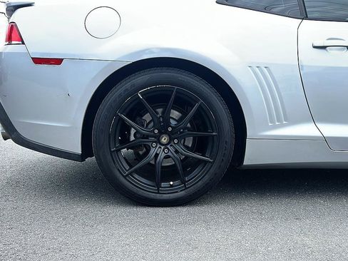 Used 2014 Chevrolet Camaro LS RWD image 22