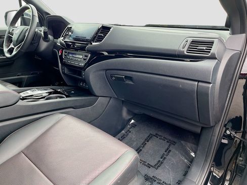 Used 2024 Honda Ridgeline Black Edition image 27