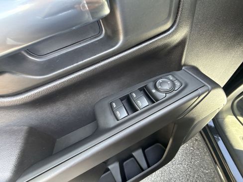 Used 2024 Chevrolet Silverado 1500 Custom image 15