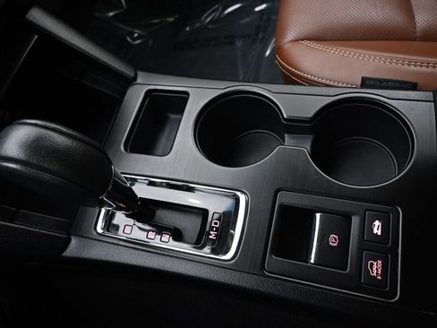 Used 2019 Subaru Outback 2.5i Touring image 32