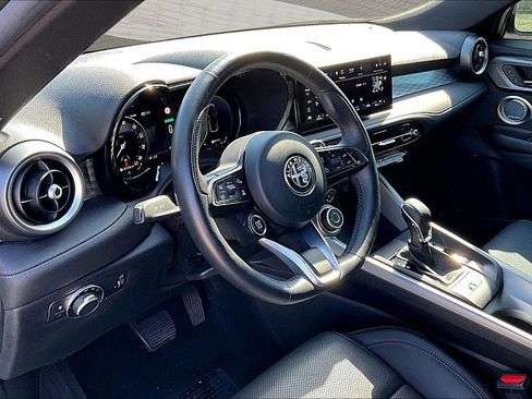 Used 2024 Alfa Romeo Tonale Ti image 26