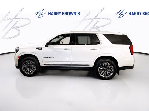 Used 2024 GMC Yukon Denali Ultimate AWD/4WD image 32