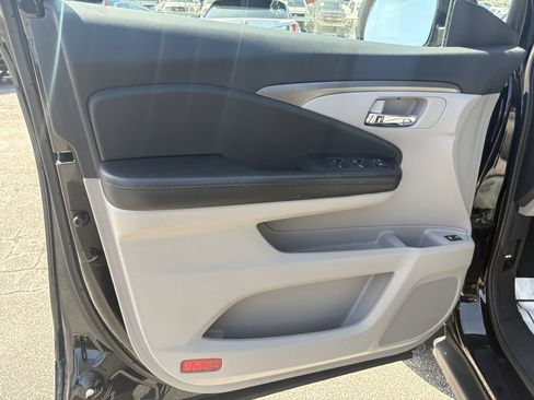 Used 2016 Honda Pilot EX-L image 11