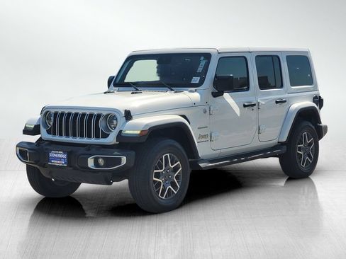 Used 2024 Jeep Wrangler Unlimited Sahara AWD/4WD image 8