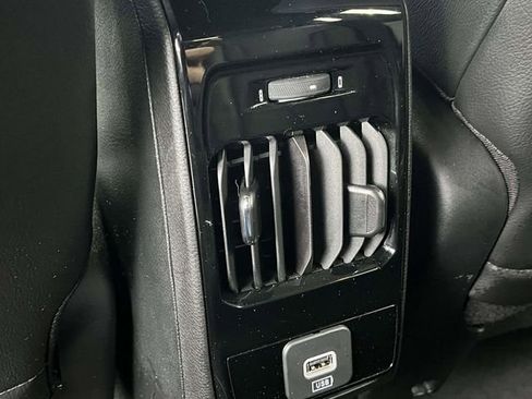 Used 2023 Jeep Compass Limited image 19