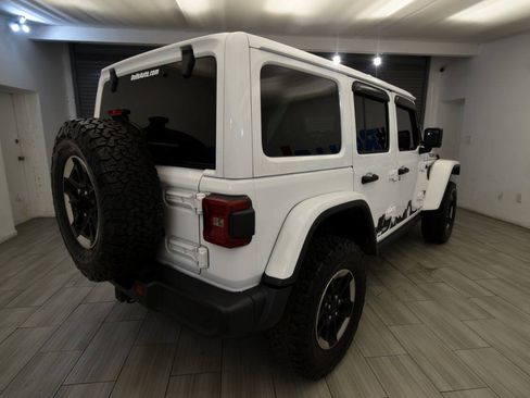 Used 2018 Jeep Wrangler Unlimited Rubicon AWD/4WD image 5