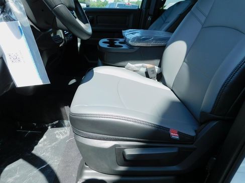 New 2025 RAM ProMaster Tradesman image 20