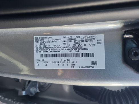 Used 2022 Ford F350 Platinum image 25