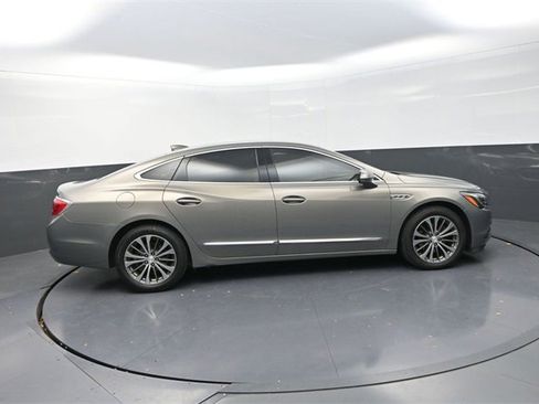 Used 2019 Buick LaCrosse Preferred image 8