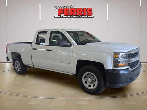 Used 2018 Chevrolet Silverado 1500 W/T w/ Trailering Package image 7