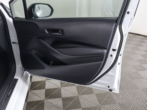Used 2024 Toyota Corolla LE image 20