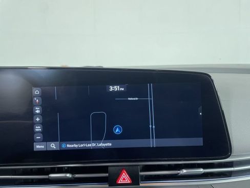 Used 2025 Hyundai Elantra SEL FWD image 22