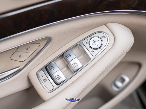 Used 2015 Mercedes-Benz S 550 Sedan image 43