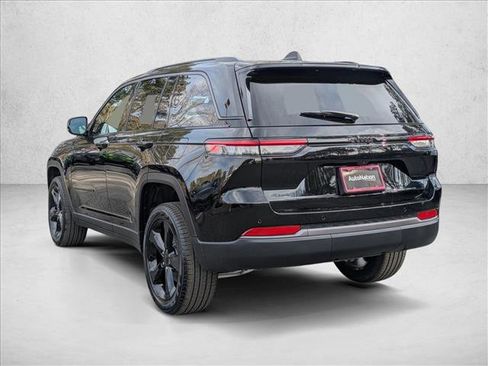 New 2026 Jeep Grand Cherokee Limited w/ Limited Altitude Package AWD/4WD image 7