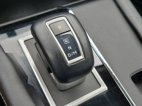 Used 2023 Mitsubishi Outlander SE FWD image 32