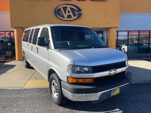 Used 2011 Chevrolet Express 3500 LT w/ LT Preferred Equipment Group image 1