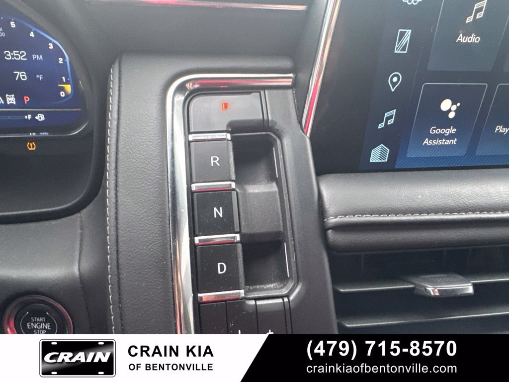 Used 2024 Chevrolet Tahoe LT w/ LT Signature Package AWD/4WD image 17