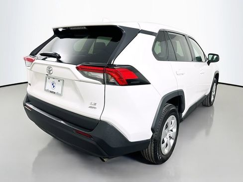 Used 2023 Toyota RAV4 LE image 5