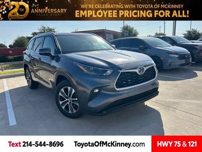 Used 2022 Toyota Highlander XLE