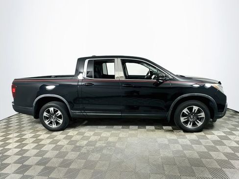 Used 2019 Honda Ridgeline RTL-T image 2