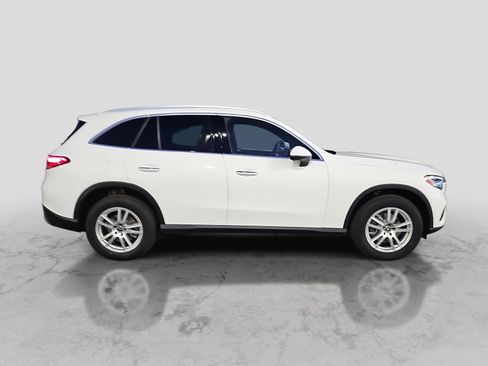 New 2026 Mercedes-Benz GLC 300 image 4