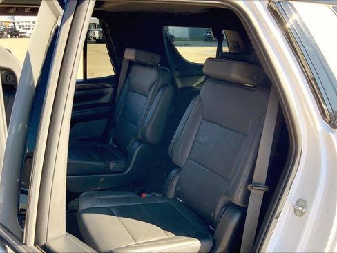 Used 2021 Chevrolet Tahoe Z71 w/ Z71 Signature Package image 19