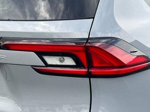 New 2026 Toyota Grand Highlander AWD Hybrid image 28