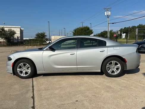 Used 2023 Dodge Charger SXT image 5