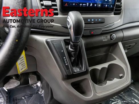 Used 2022 Ford Transit 350 XLT RWD image 13