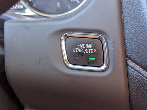 Used 2022 GMC Acadia AT4 w/ Technology Package image 36