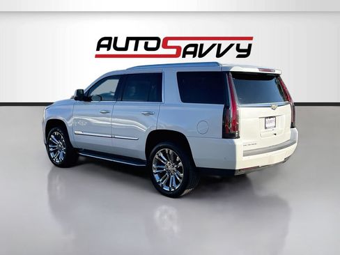 Used 2019 Cadillac Escalade Luxury w/ LPO, Radiant Package RWD image 5