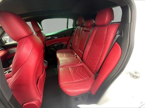 Used 2023 Maserati Grecale Modena AWD/4WD image 22