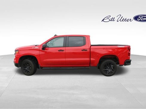 Used 2025 Chevrolet Silverado 1500 Custom Trail Boss AWD/4WD image 8