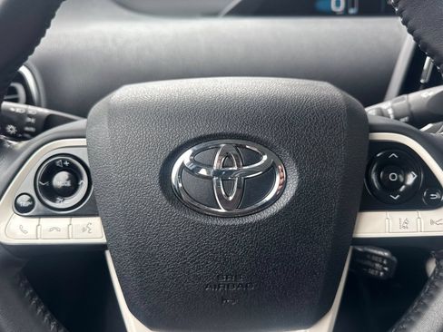 Used 2017 Toyota Prius Prime Premium FWD image 24