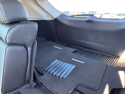 Certified 2024 Nissan Murano SV w/ SV Midnight Edition Package image 34