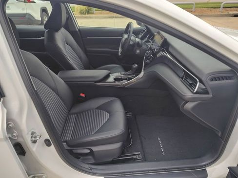 Used 2024 Toyota Camry SE FWD image 14