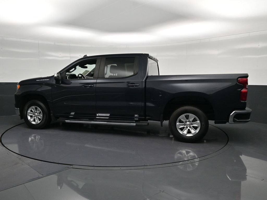Used 2024 Chevrolet Silverado 1500 LT RWD image 8