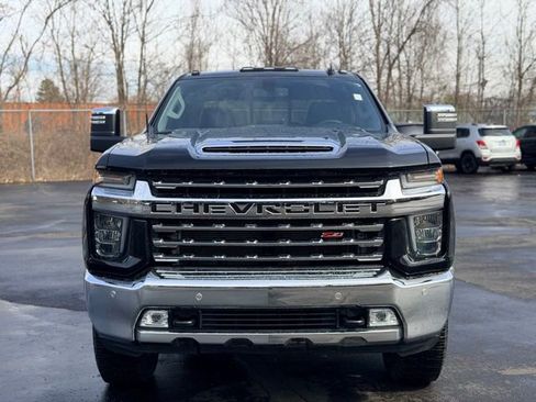 Used 2020 Chevrolet Silverado 2500 LTZ w/ LTZ Plus Package image 3