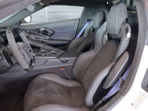 Used 2026 Chevrolet Corvette ZR1 w/ Stealth Interior Trim Package RWD image 5