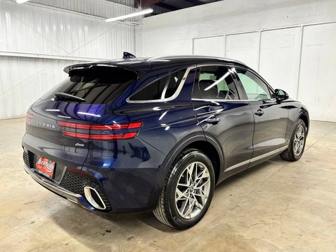Used 2025 Genesis GV70 2.5T AWD/4WD image 7