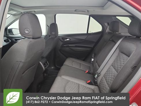 Used 2021 Chevrolet Equinox LT FWD image 32