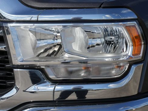 Used 2024 RAM 2500 Big Horn AWD/4WD image 26