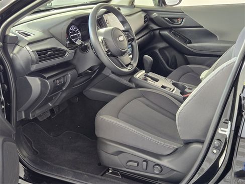Used 2025 Subaru Crosstrek 2.0i Premium image 7
