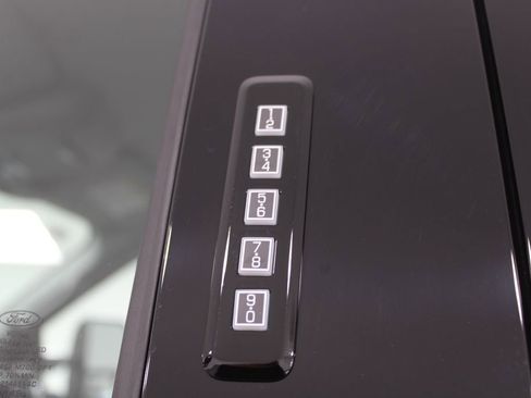 New 2026 Ford F250 Lariat w/ Black Appearance Package image 21