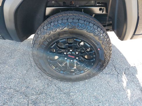 New 2026 GMC Canyon Elevation image 35