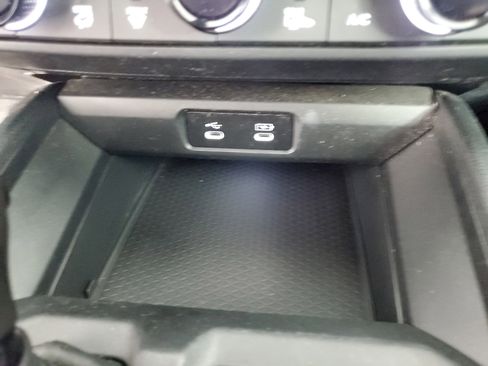 Certified 2023 Honda Accord EX image 19