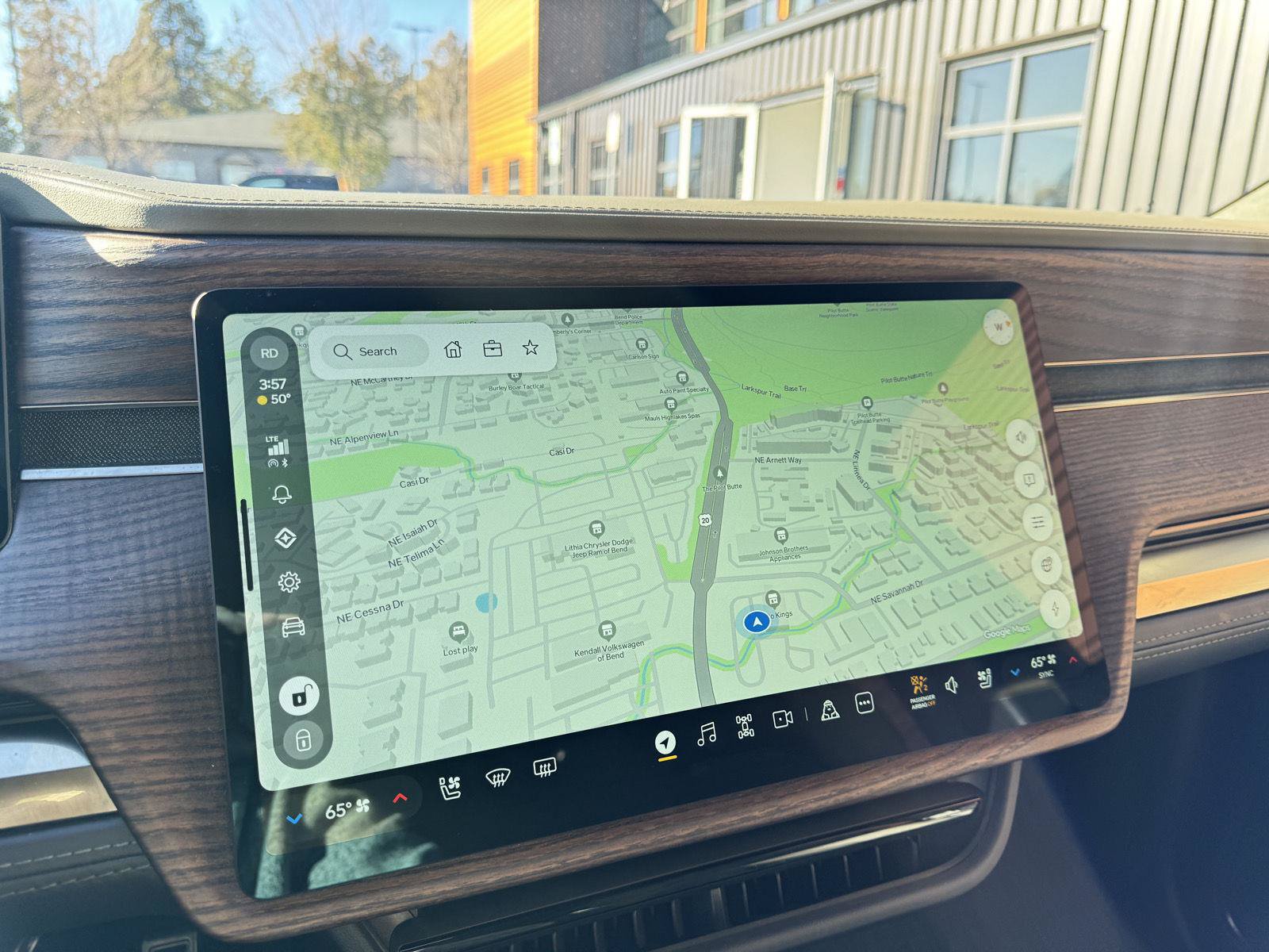 Used 2023 Rivian R1S Launch Edition Quad AWD/4WD image 18