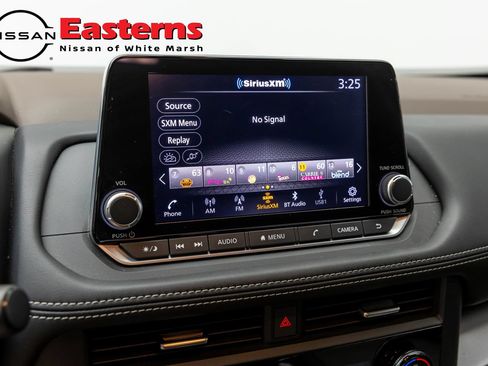 Used 2023 Nissan Rogue SV AWD/4WD image 18