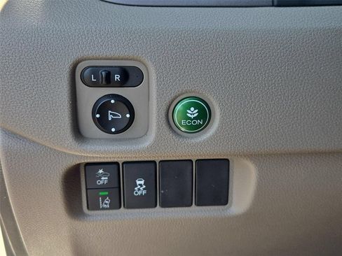 Used 2019 Honda Pilot EX image 10