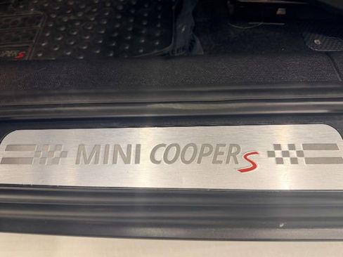 Used 2016 MINI Cooper Countryman S w/ Premium Package image 19